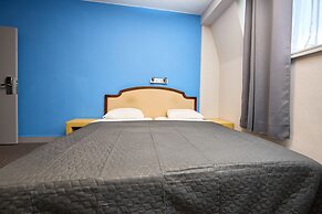 Hotel Derby MERODE