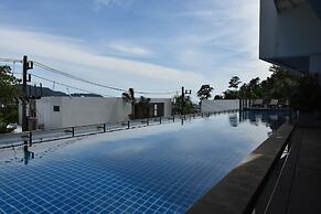 Lae Lay Suites