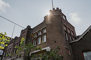 Hotel De Hallen