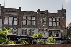 Hotel De Hallen