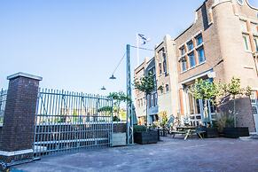 Hotel De Hallen