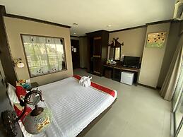 Lemongrass Hotel