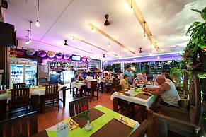 Lemongrass Hotel