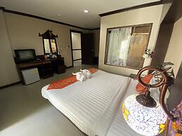 Lemongrass Hotel