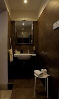 St. Peter' Six Rooms & Suites