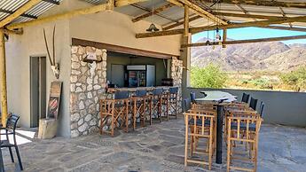 Solitaire Desert Farm