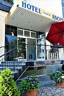Ascot Hotel