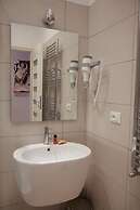 Five Rooms Rome