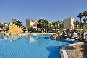 Makronisos Village