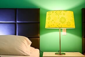 Quint's Travelers Inn