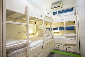 HQ hostel Silom