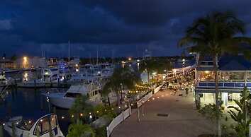 Pirate's Cove Resort & Marina