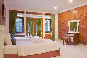 Jambuluwuk  Convention Hall & Resort Batu