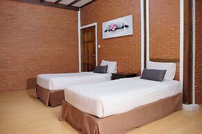 Jambuluwuk  Convention Hall & Resort Batu