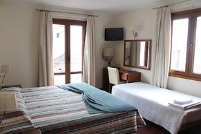 Hotel Vila Bela