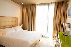 One Hotel & Restaurant