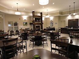 Ramada by Wyndham Emerald Park/Regina East