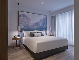 Lanson Place Winsland, Singapore