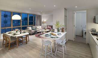 Lanson Place Winsland, Singapore