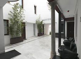 tuAnfitrion Elvira Suites