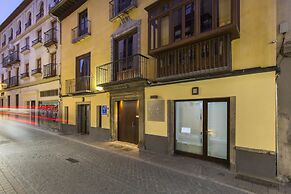 tuAnfitrion Elvira Suites