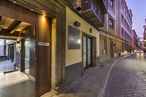 tuAnfitrion Elvira Suites