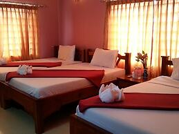 Ta Som Guesthouse & Tour Services