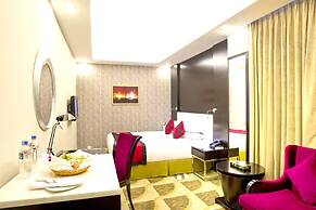 Innotel Luxury Business Hotel