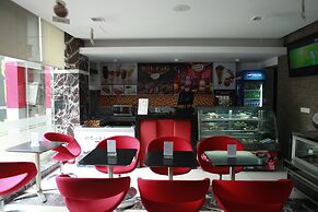 Innotel Luxury Business Hotel