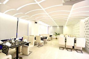 Innotel Luxury Business Hotel