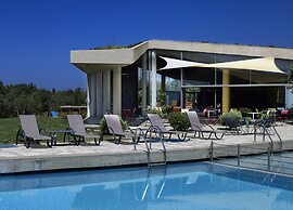 Leivatho Hotel
