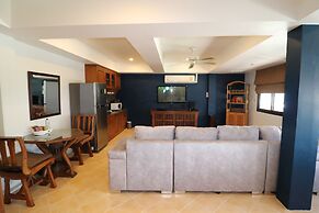 Summer Breeze Hotel
