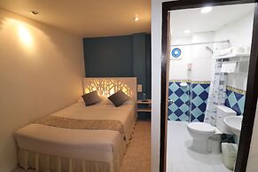 Summer Breeze Hotel