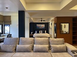 Summer Breeze Hotel