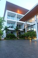 Clear House Resort