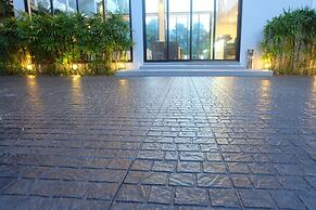 Clear House Resort