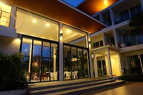 Clear House Resort