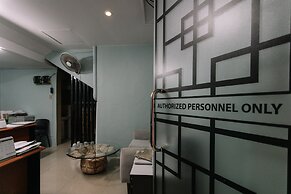 Dynasty Tourist Inn