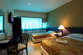 Dynasty Tourist Inn