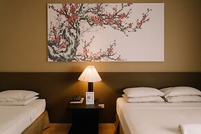 Dynasty Tourist Inn