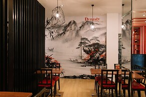 Dynasty Tourist Inn