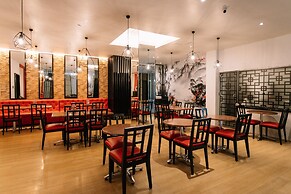 Dynasty Tourist Inn