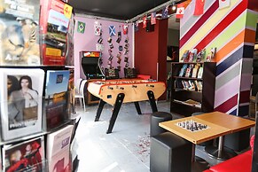 Le Montclair Montmartre by River - Hostel