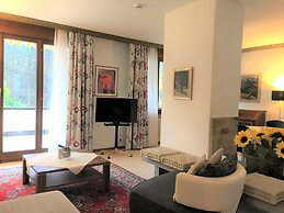 Villa Siesta, Park & Pool Living