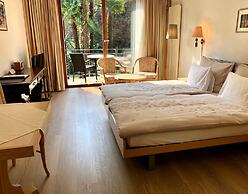 Villa Siesta, Park & Pool Living