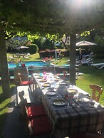 Villa Siesta, Park & Pool Living