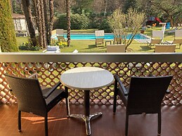 Villa Siesta, Park & Pool Living