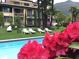 Villa Siesta, Park & Pool Living