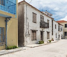 Karavia Lux Inn