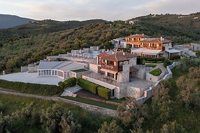 Karavia Lux Inn